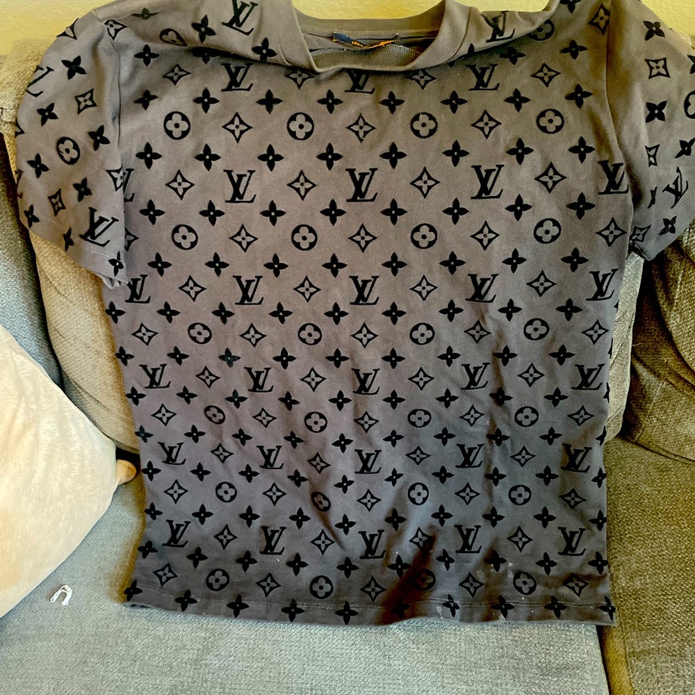Pre-loved LV T-shirt